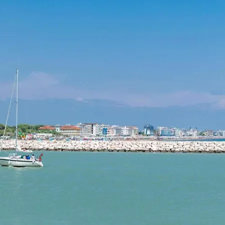 Апартаменты In - Caorle