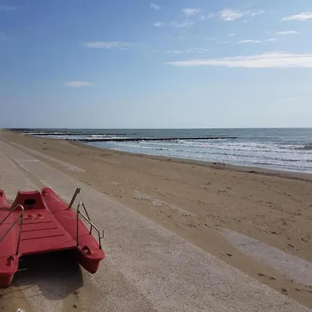 In - Caorle Апартаменты *